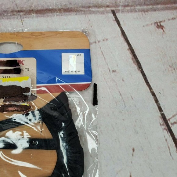 NBA Celtics Mask 2 Piece Reusable Face Covering Youth OS 4-7 - Picture 10 of 11